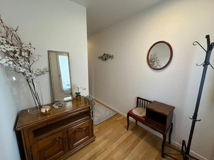 Appartement Spacieux En Centre Ville Vendôme Buitenkant foto